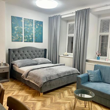 Almond Studio Apartment Bratislava Exteriér fotografie
